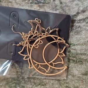 Dangle earrings New
